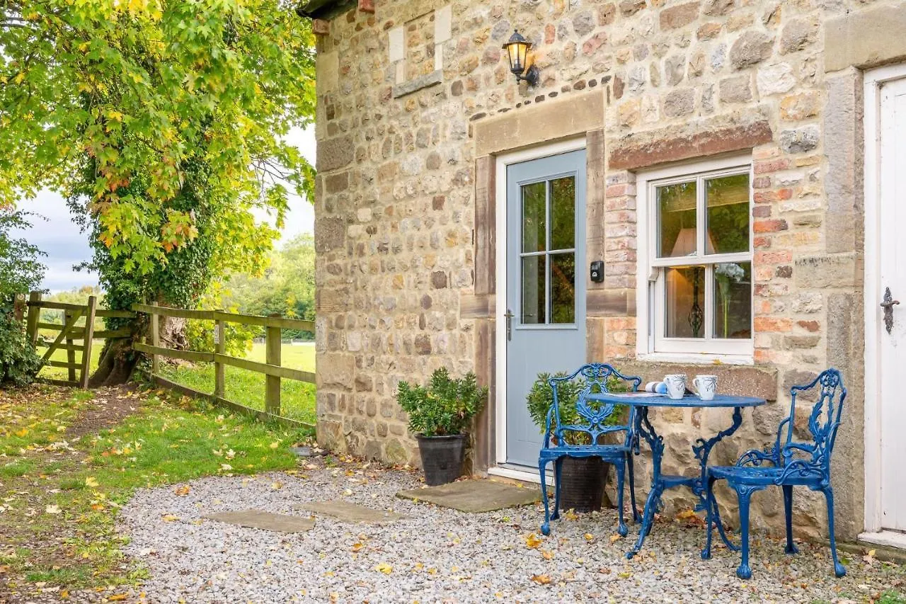 Waterside Cottage Harrogate Holiday home